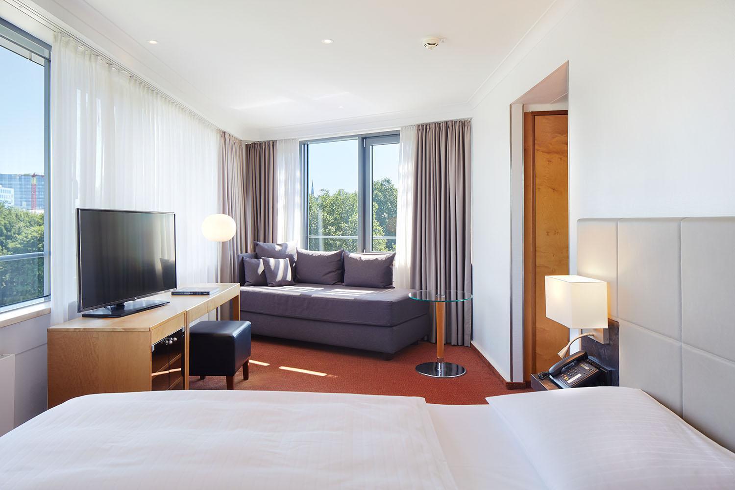 Hotel Hafen Hamburg Exterior photo