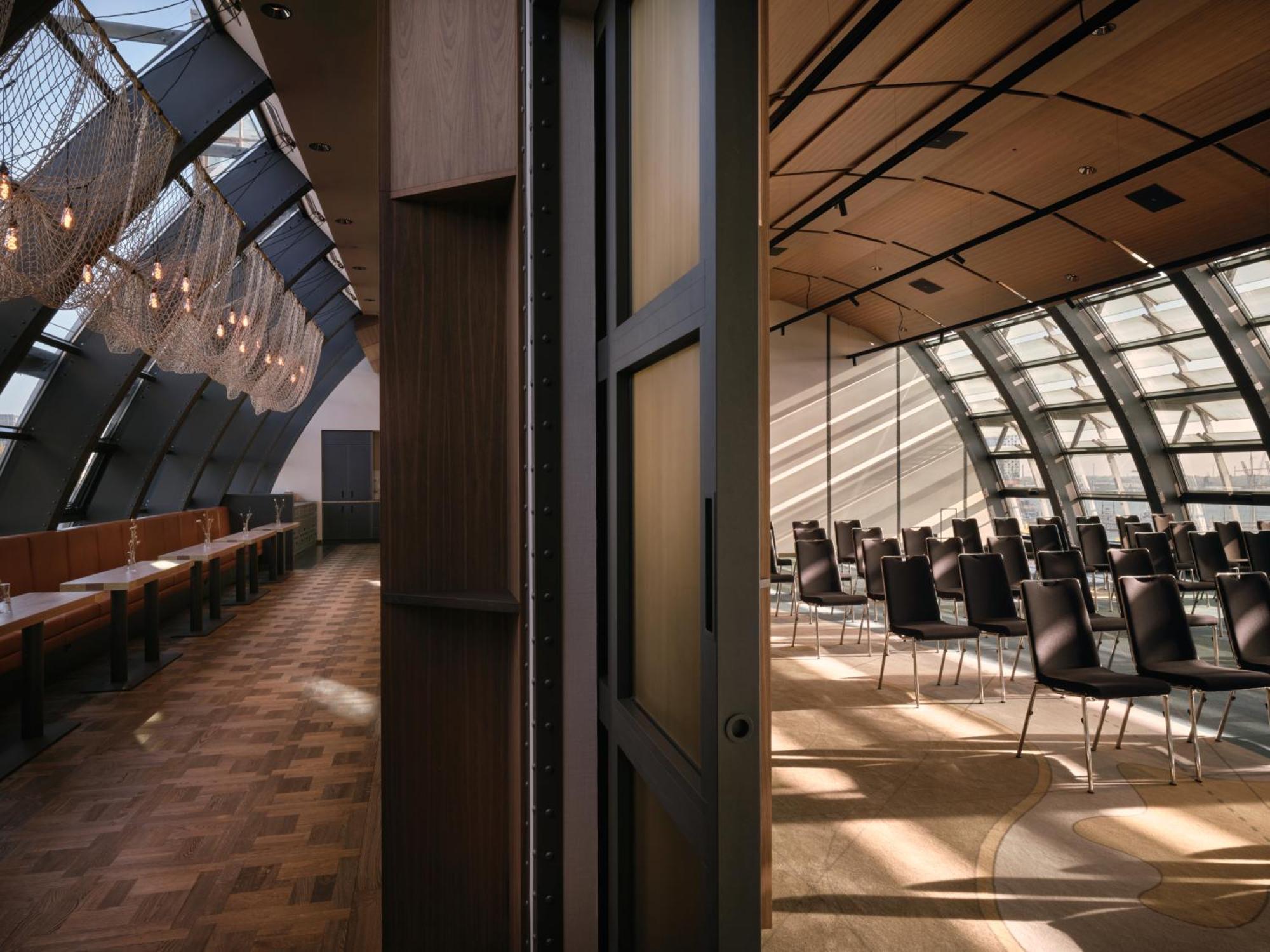 Hotel Hafen Hamburg Exterior photo