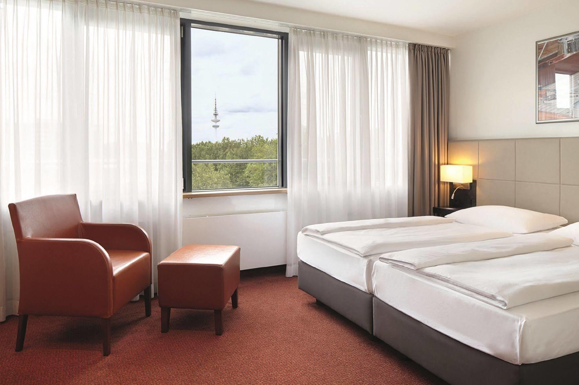 Hotel Hafen Hamburg Exterior photo