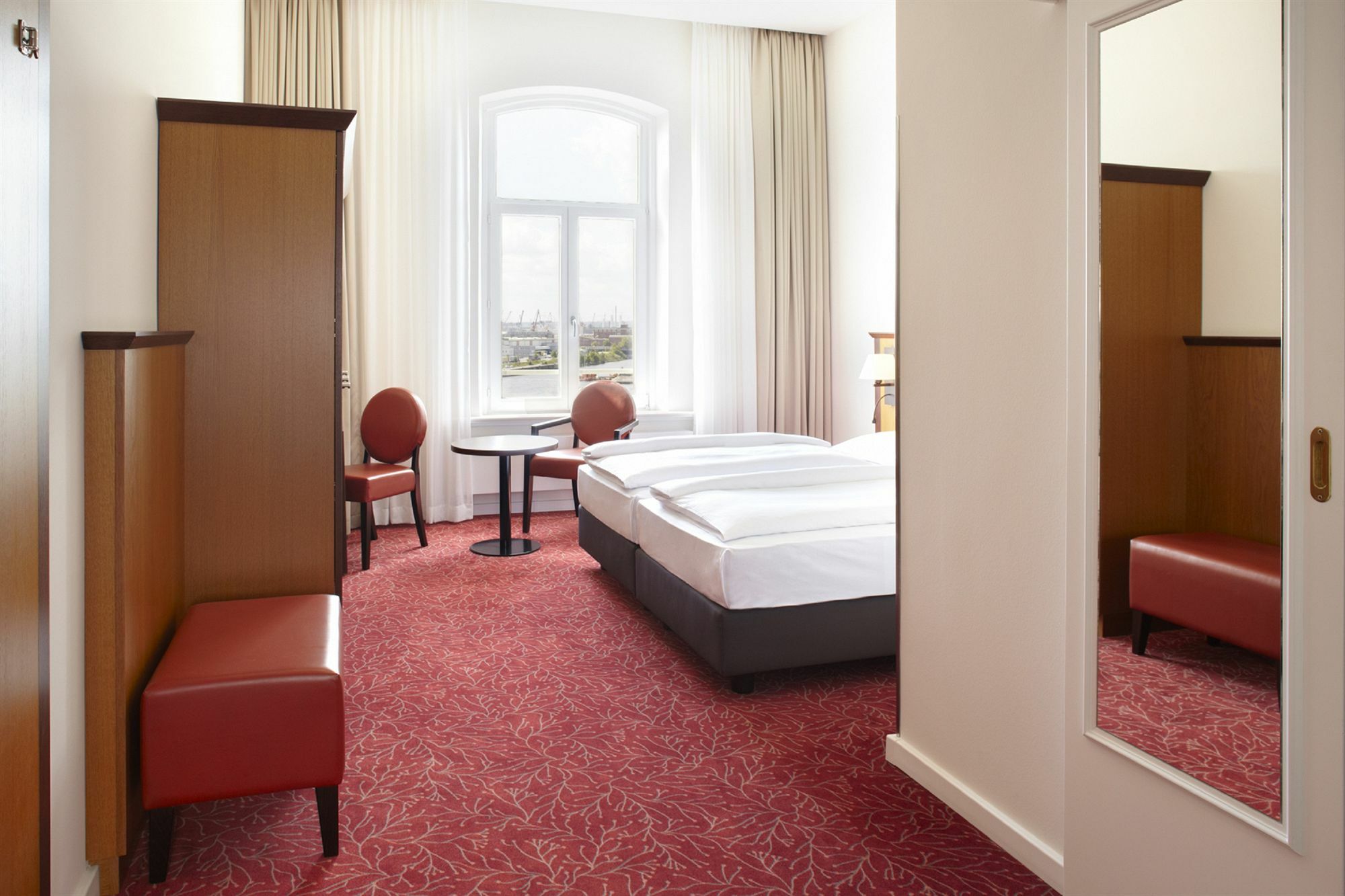 Hotel Hafen Hamburg Exterior photo