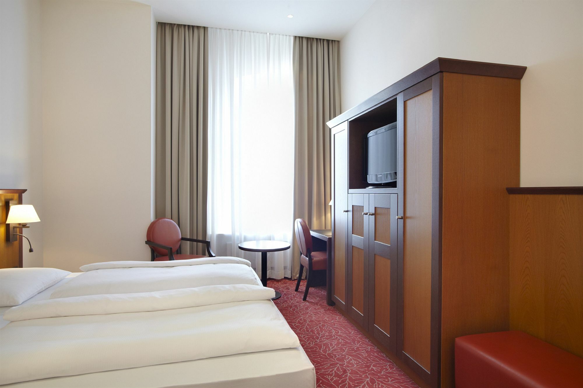 Hotel Hafen Hamburg Exterior photo